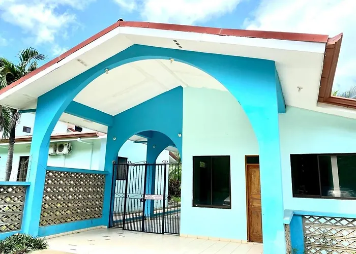 Сasa de vacaciones Casa 2b2b Completely Renovated Ground Unit *